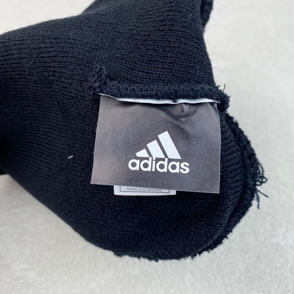 LOS ANGELES LAKERS BLACK BEANIE TOQUE NBA ADIDAS - Picture 4 of 4
